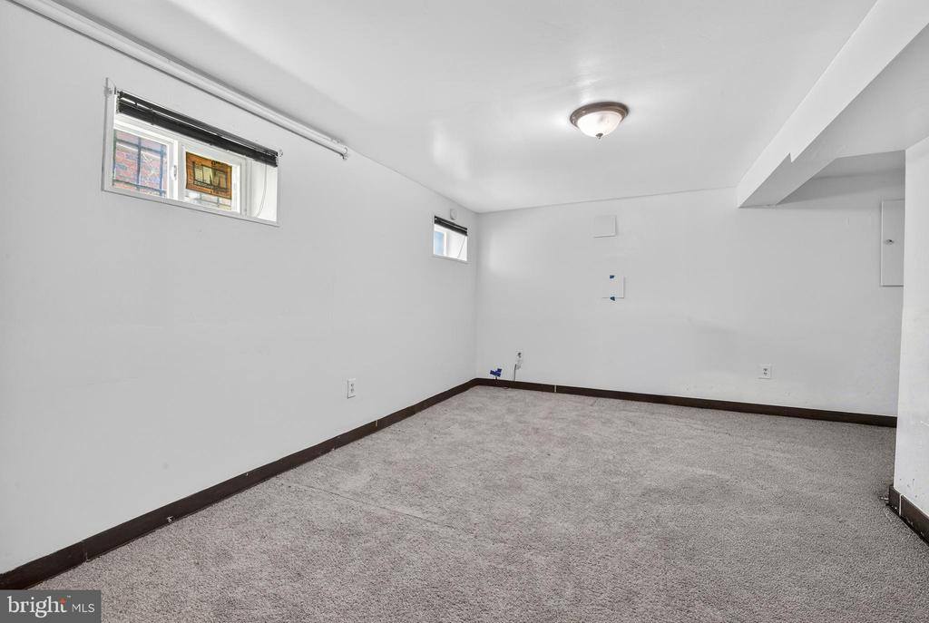 206 53RD Street NE, Washington, DC 20019