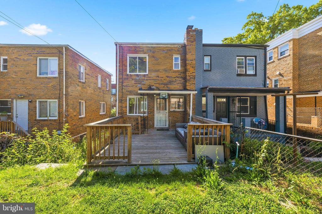 206 53RD Street NE, Washington, DC 20019