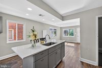 206 53RD Street NE, Washington, DC 20019