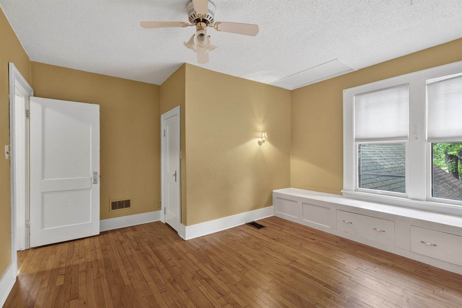 723 North 6th Street, Brainerd, MN 56401