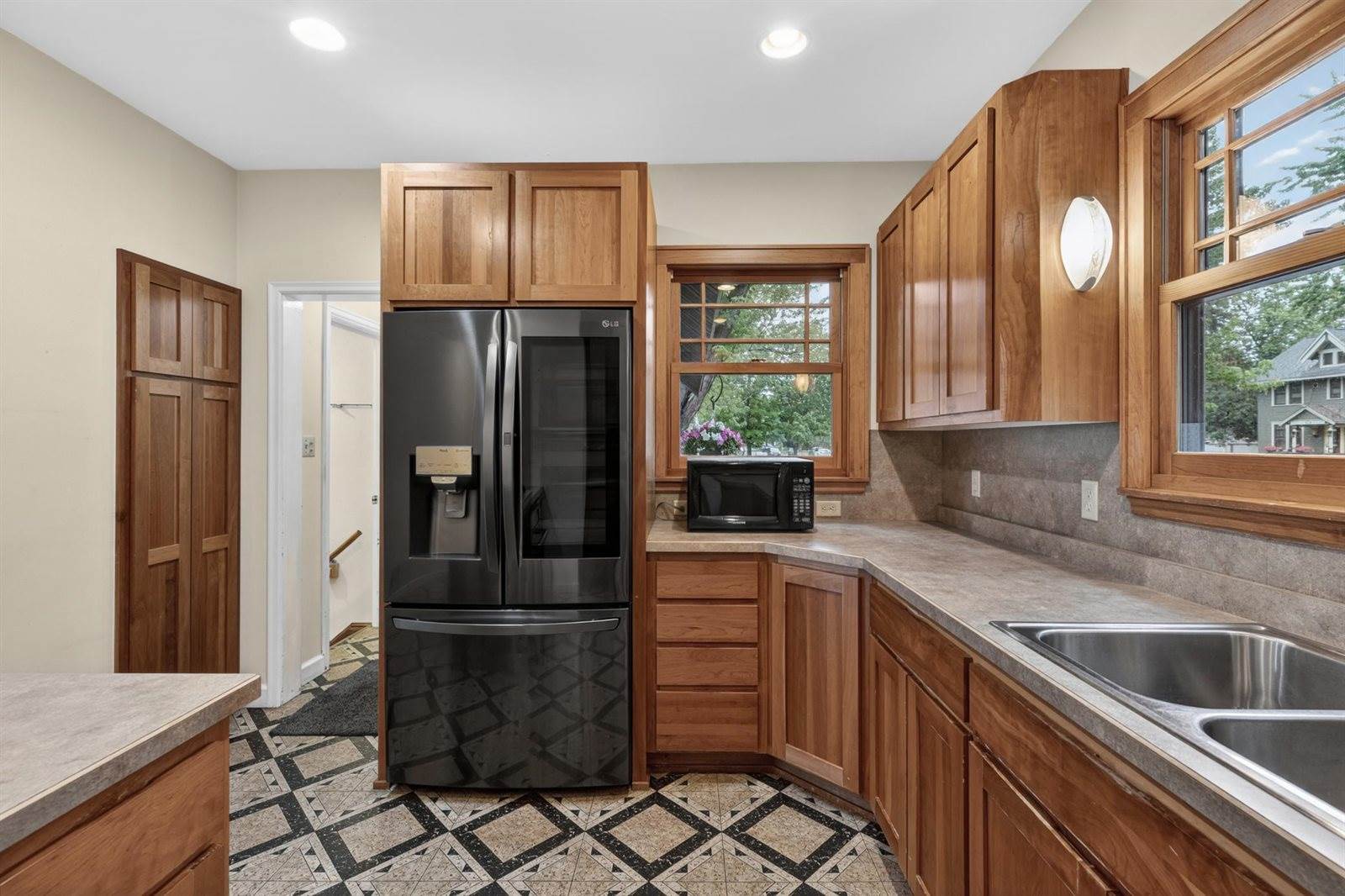 723 North 6th Street, Brainerd, MN 56401
