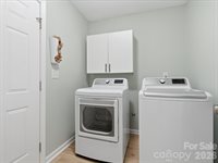 2509 Jaywick Lane, Matthews, NC 28105