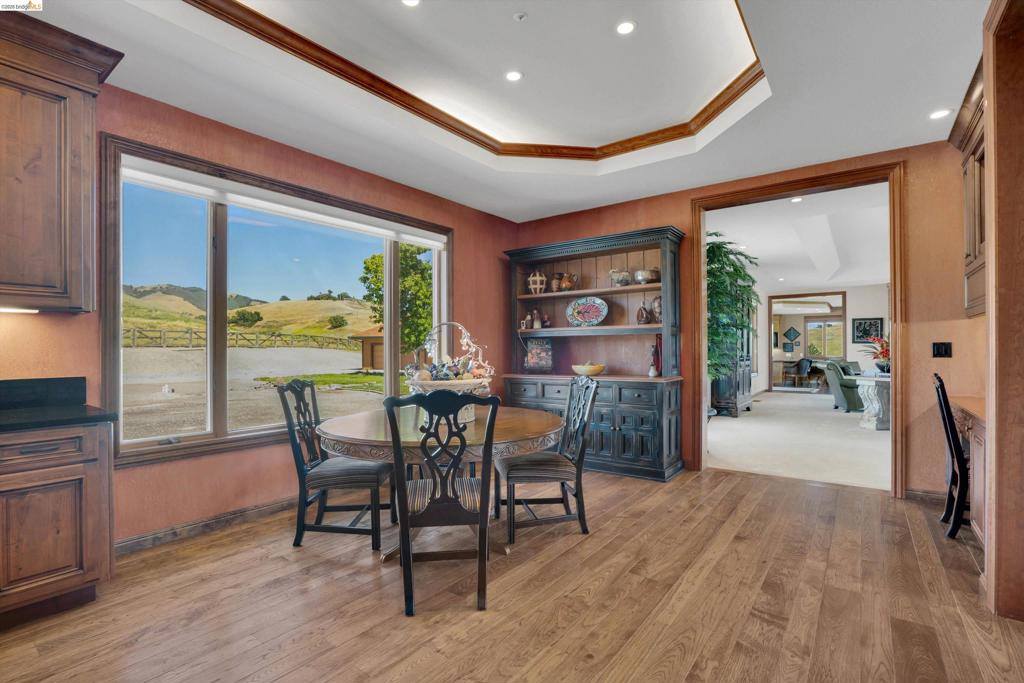 5885 Bruce Dr, Danville, CA 94506