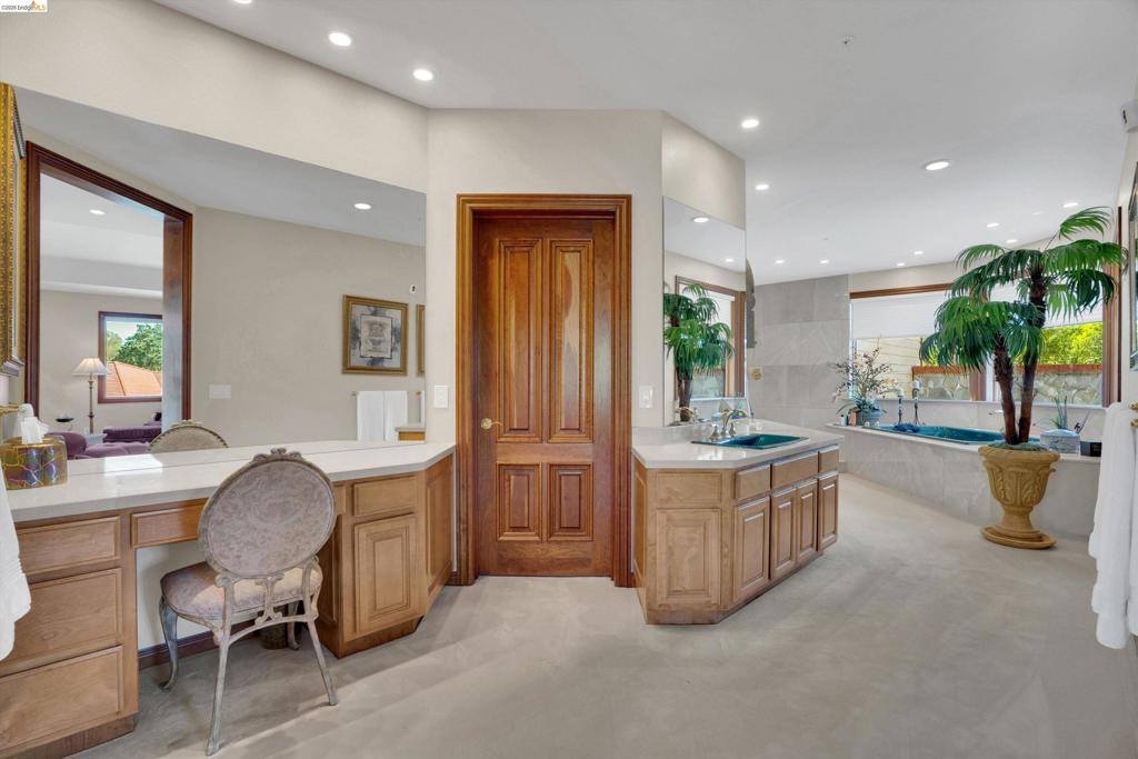 5885 Bruce Dr, Danville, CA 94506