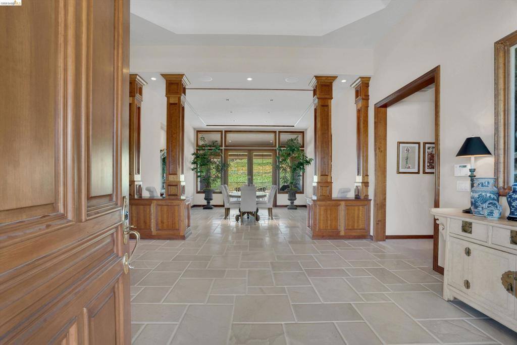 5885 Bruce Dr, Danville, CA 94506