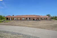 5885 Bruce Dr, Danville, CA 94506