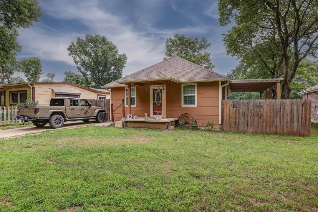 1322 North 15th, Arkansas City, KS 67005
