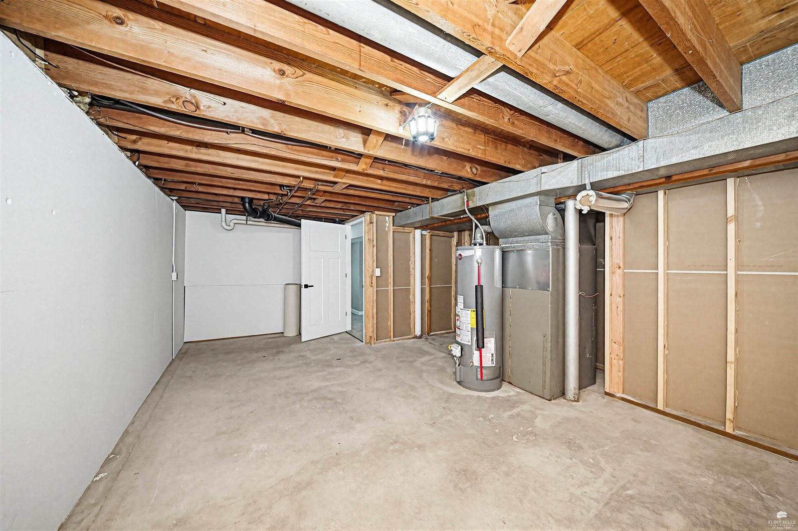 712 West Spruce Street, Junction City, KS 66441