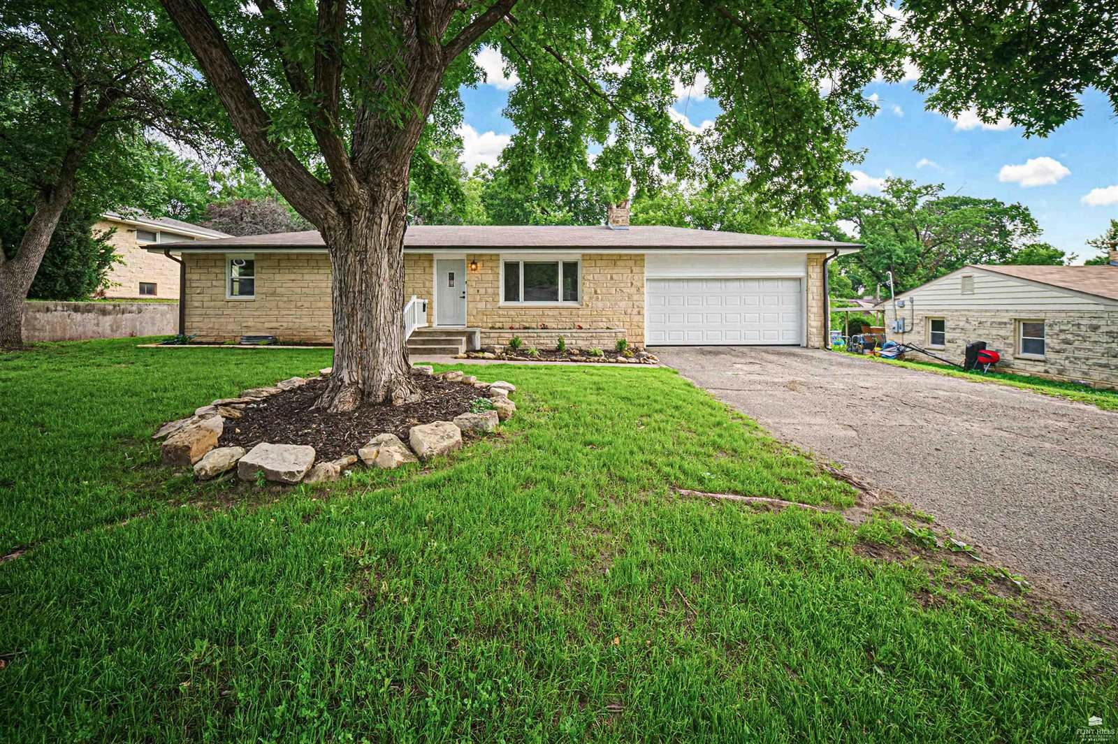 712 West Spruce Street, Junction City, KS 66441