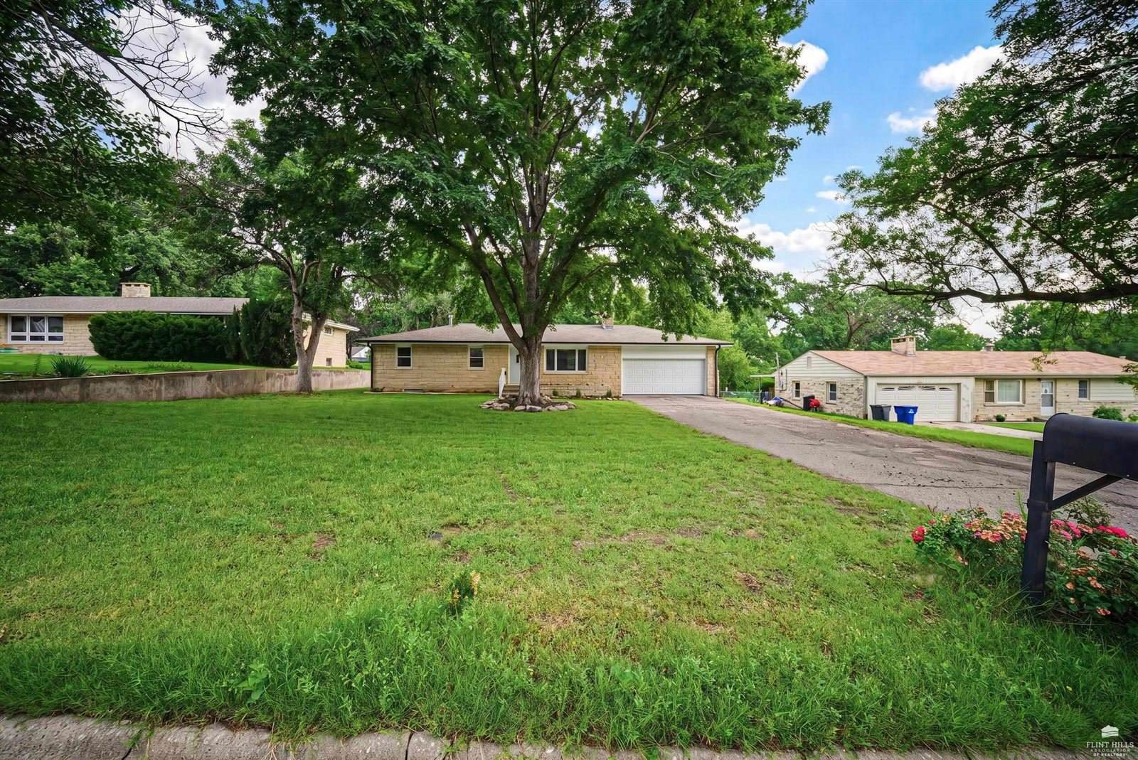 712 West Spruce Street, Junction City, KS 66441