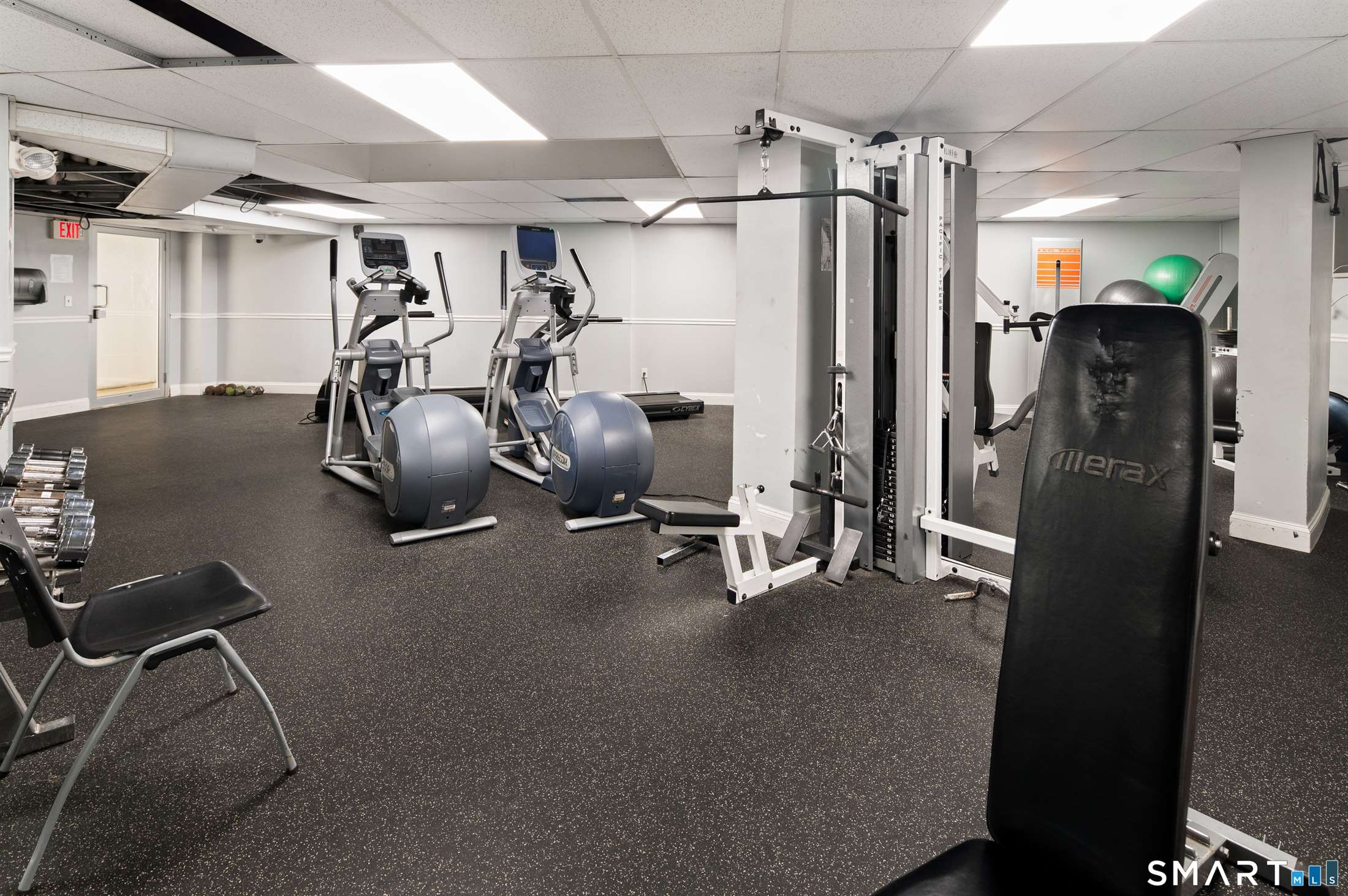 91 Strawberry Hill Ave, Stamford, CT 06902