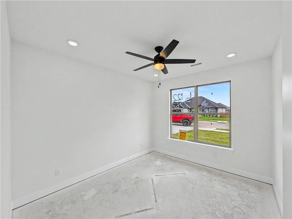 7767 Scenic Valley Avenue, Springdale, AR 72762