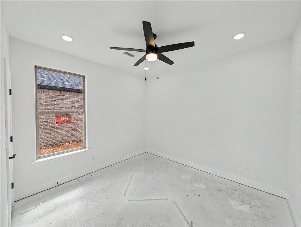 7767 Scenic Valley Avenue, Springdale, AR 72762