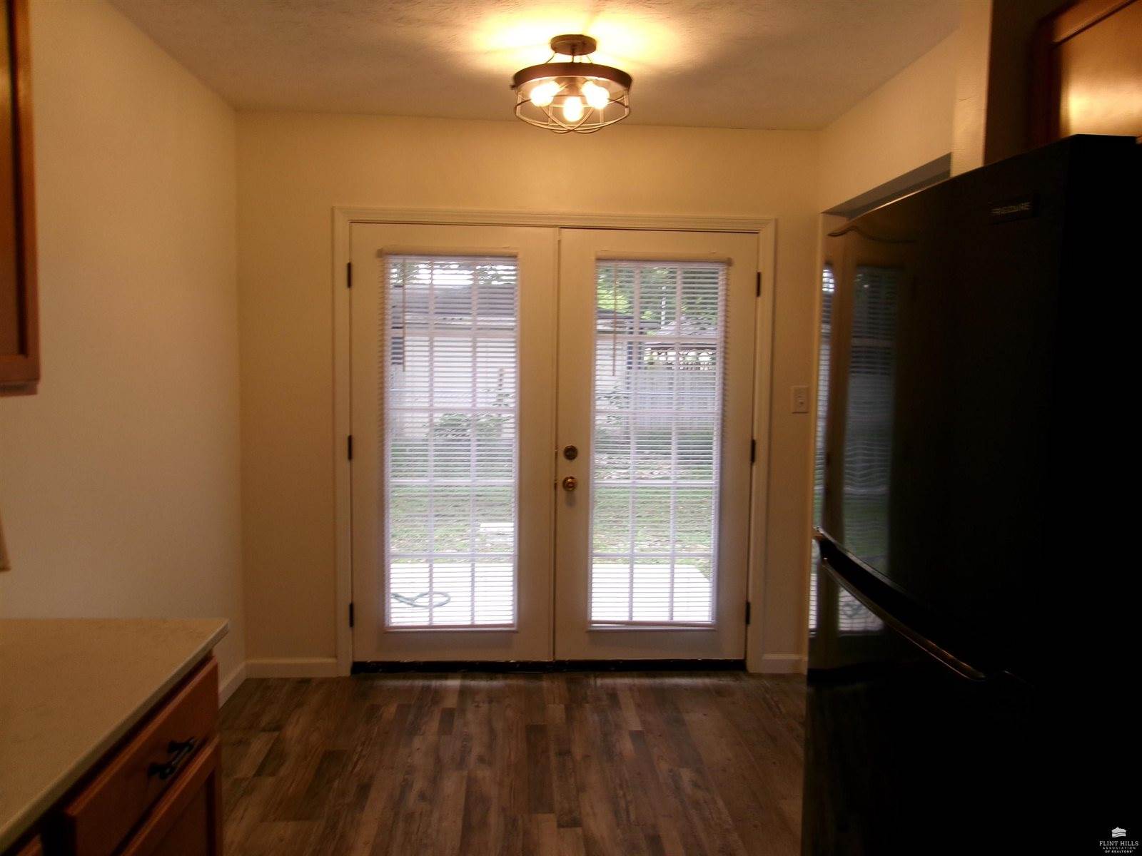 2426 Galloway Drive, Manhattan, KS 66502