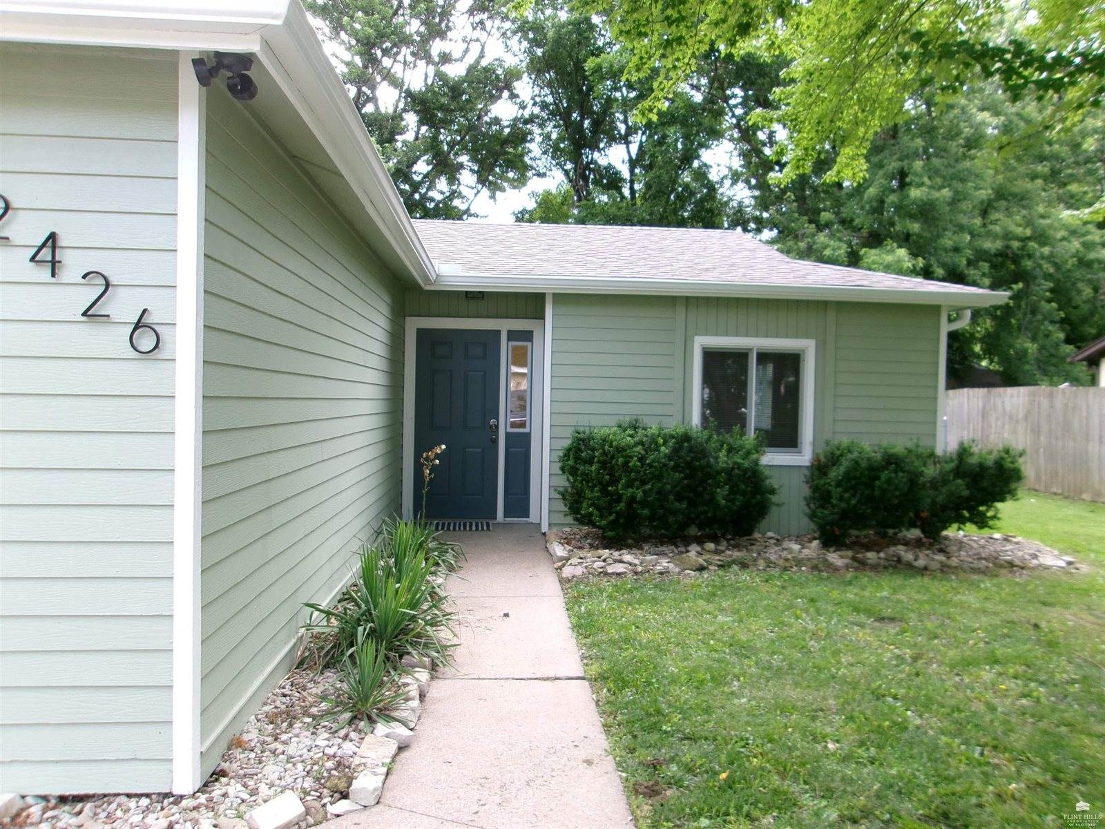 2426 Galloway Drive, Manhattan, KS 66502