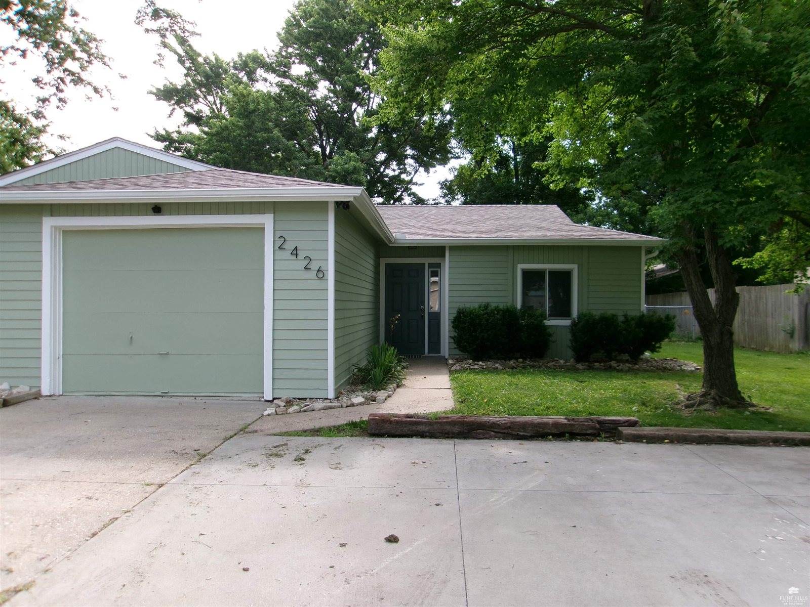 2426 Galloway Drive, Manhattan, KS 66502