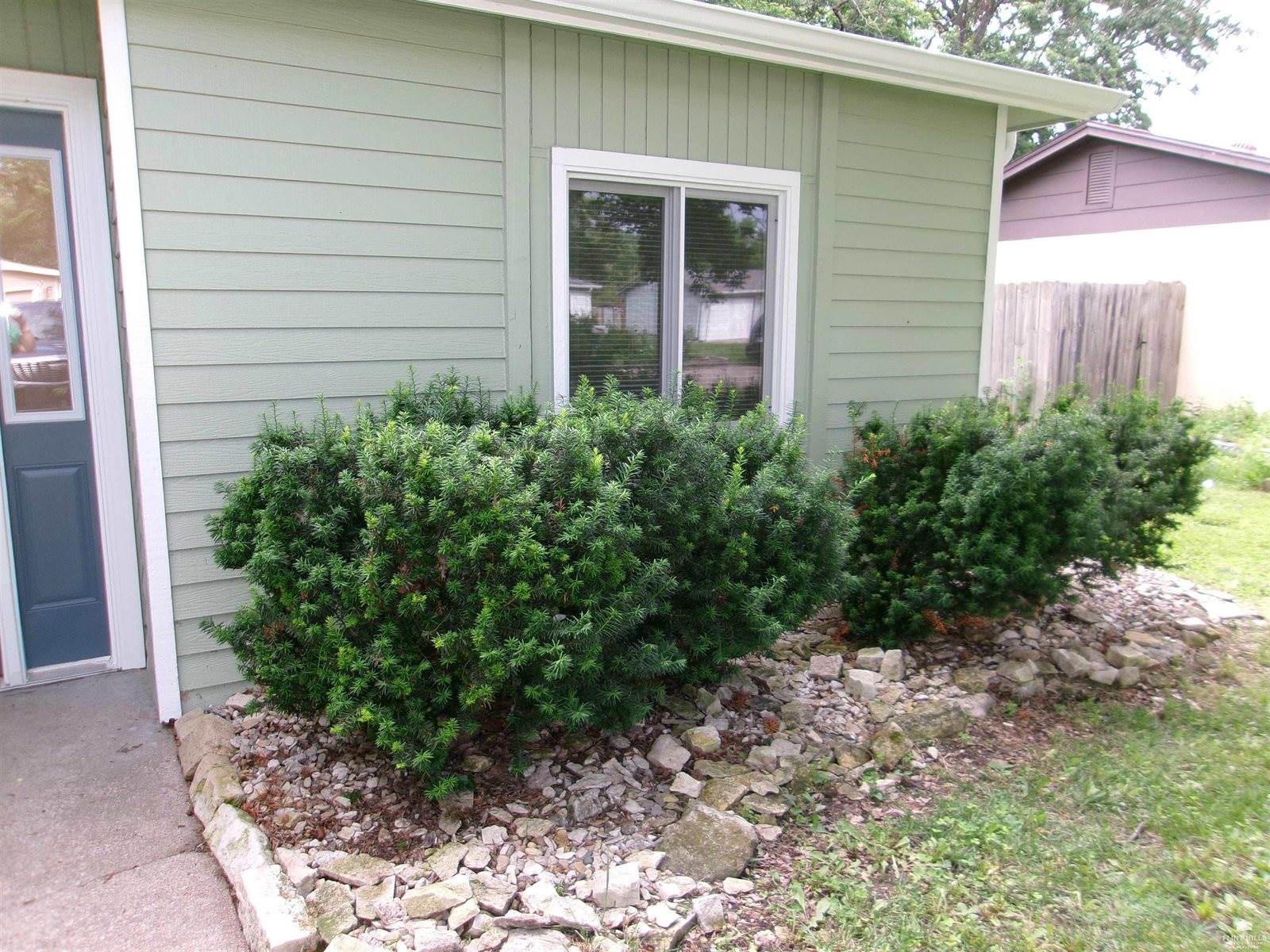 2426 Galloway Drive, Manhattan, KS 66502