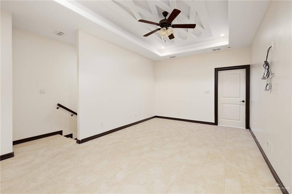 7029 North 3rd Street, McAllen, TX 78504