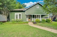 105 South 3rd Street, Midlothian, TX 76065