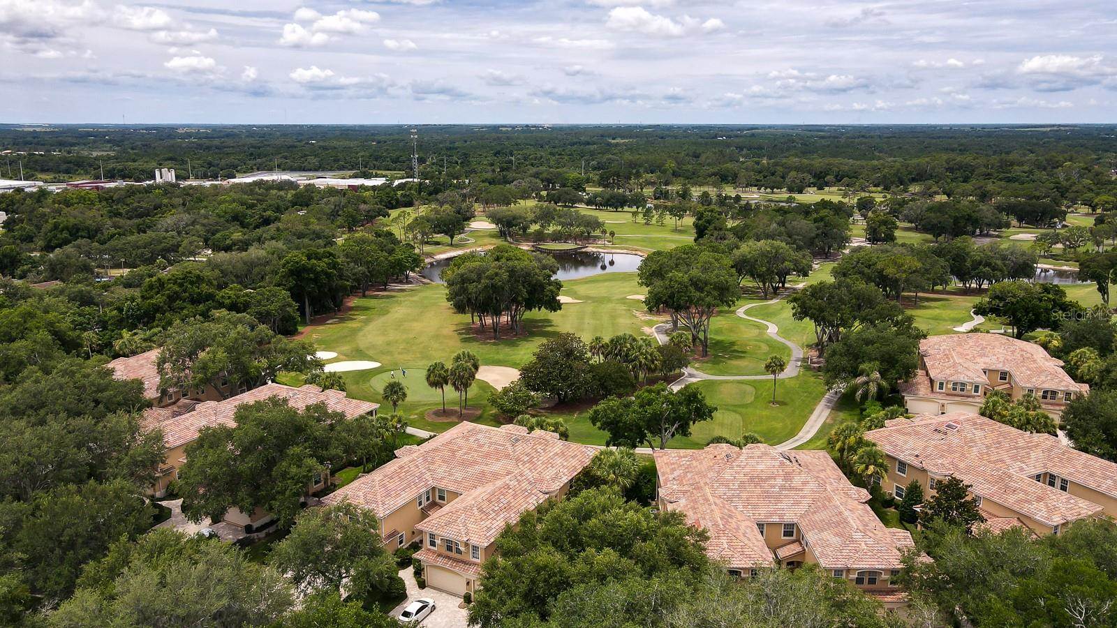 900 North Citrus Avenue, Howey In The Hills, FL 34737