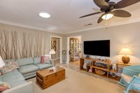 900 North Citrus Avenue, Howey In The Hills, FL 34737