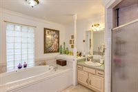 900 North Citrus Avenue, Howey In The Hills, FL 34737