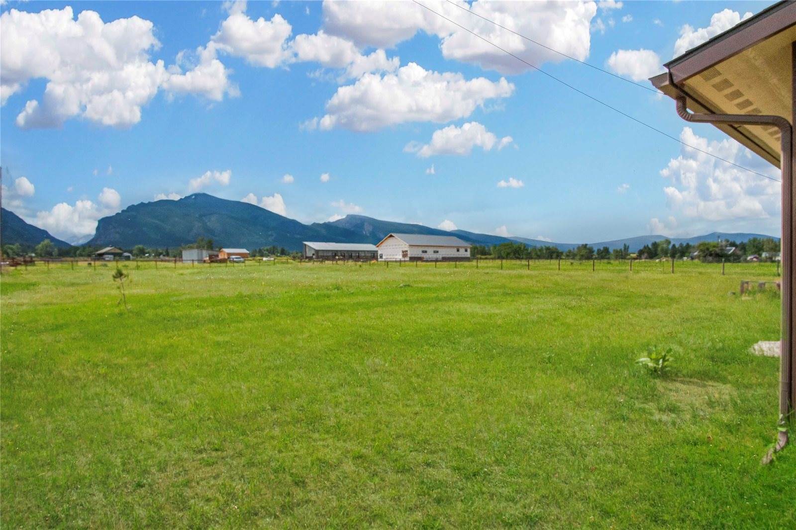 323/325 West River Road, Hamilton, MT 59840