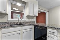 1330 5th Street NE, Hickory, NC 28601