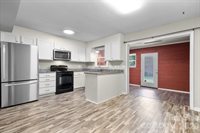 1330 5th Street NE, Hickory, NC 28601