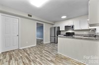 1330 5th Street NE, Hickory, NC 28601