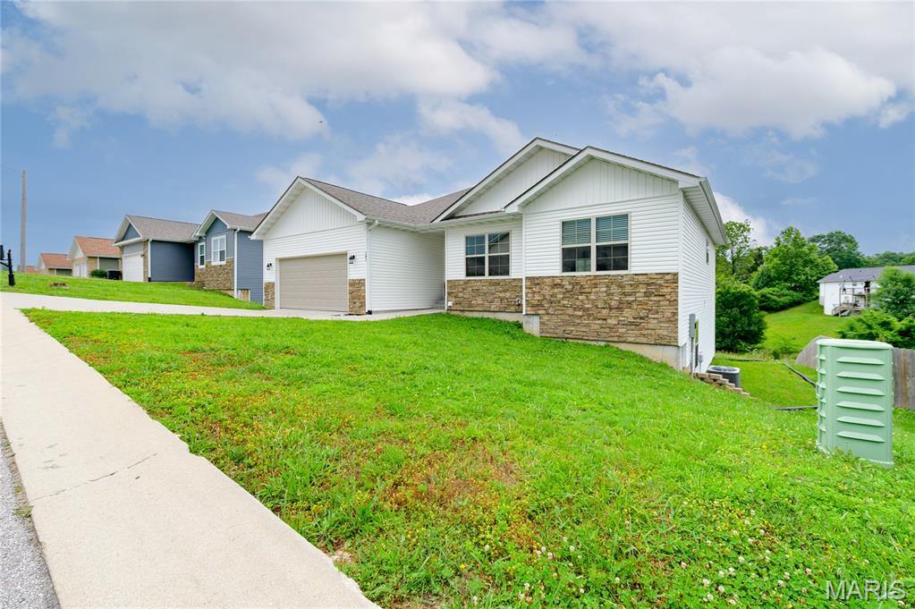 141 Mary Catherine Street, Waynesville, MO 65583