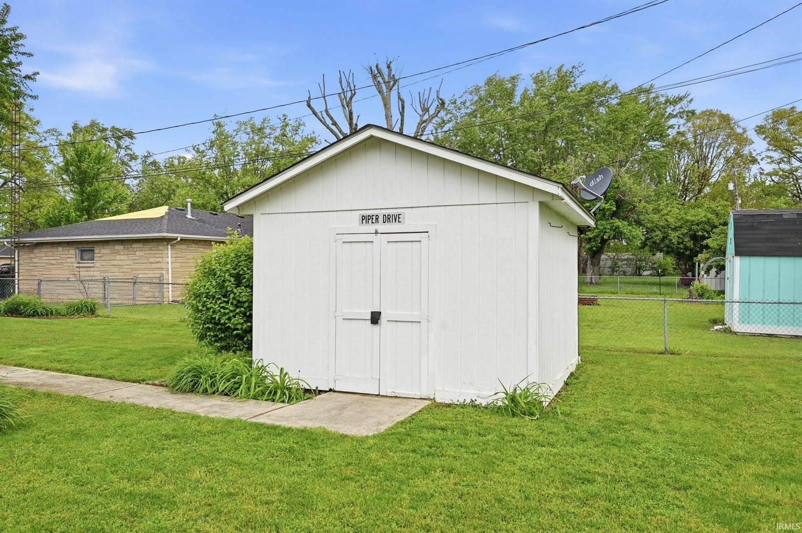 3914 N Lanewood Drive, Muncie, IN 47304