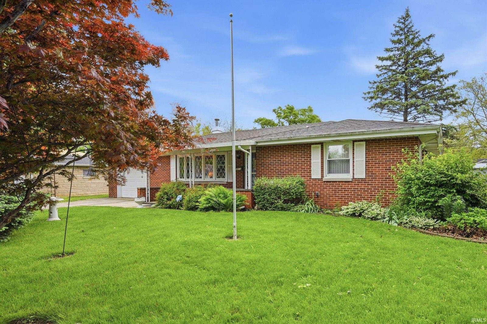 3914 N Lanewood Drive, Muncie, IN 47304