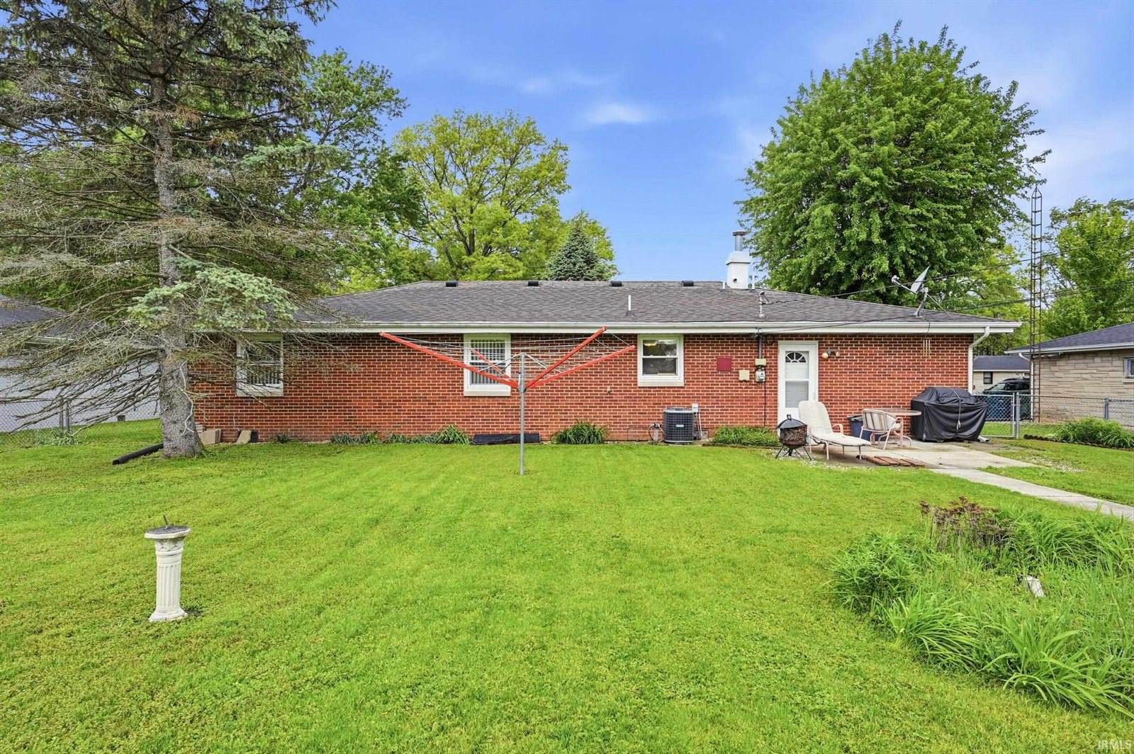 3914 N Lanewood Drive, Muncie, IN 47304