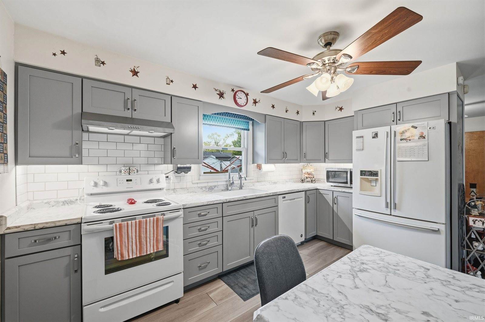 3914 N Lanewood Drive, Muncie, IN 47304
