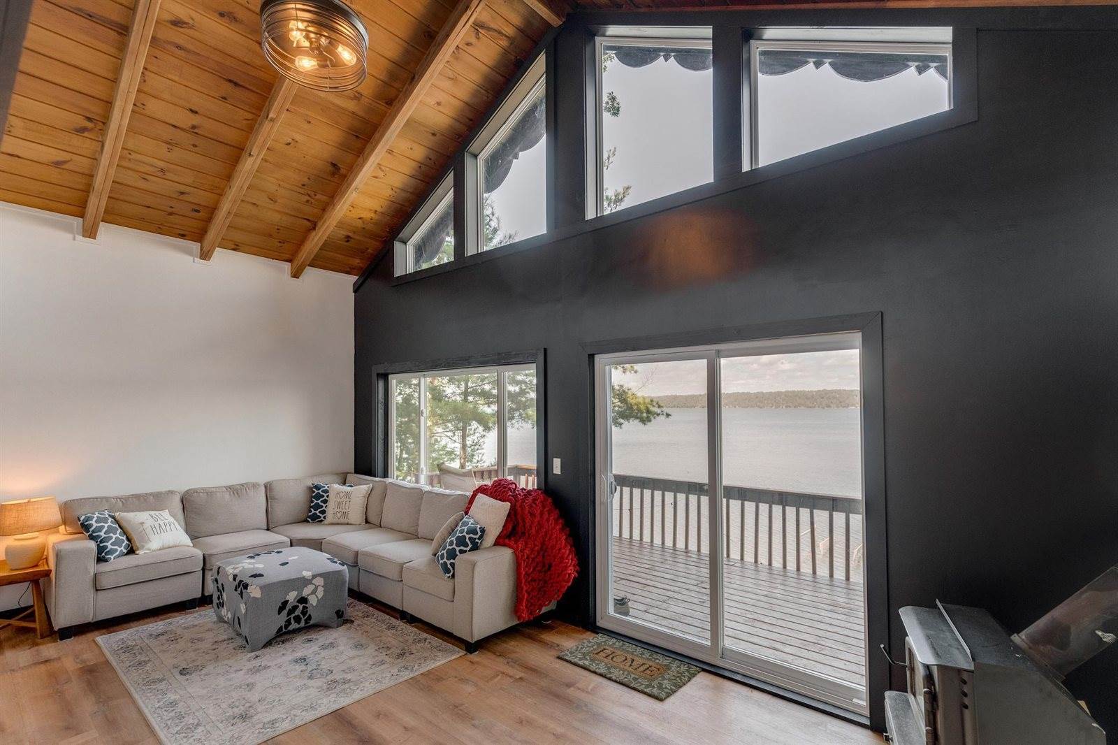 3176 Pine View Boulevard, Motley, MN 56466