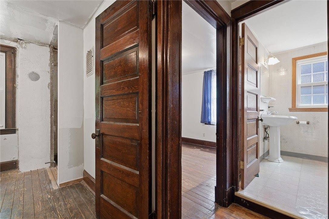 727 High St, Freeport Boro, PA 16229