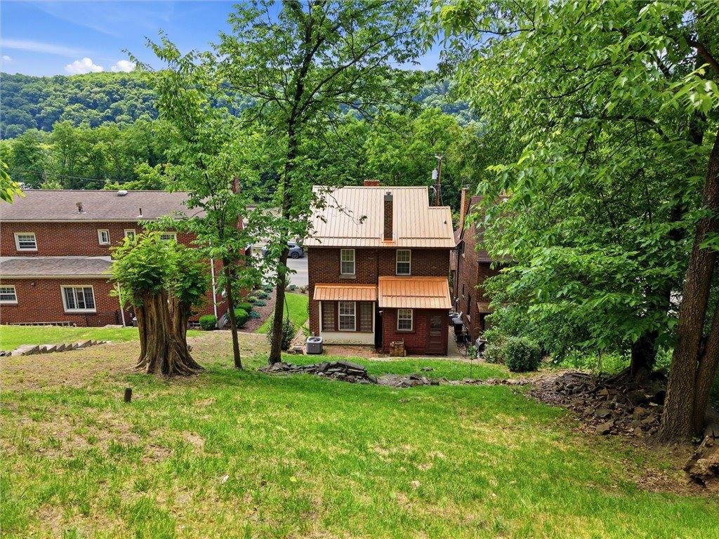727 High St, Freeport Boro, PA 16229