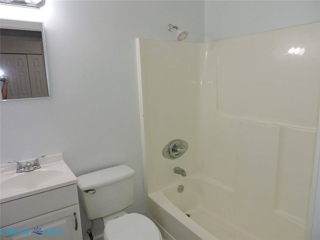 6972 Linda Circle, Hayes, VA 23072