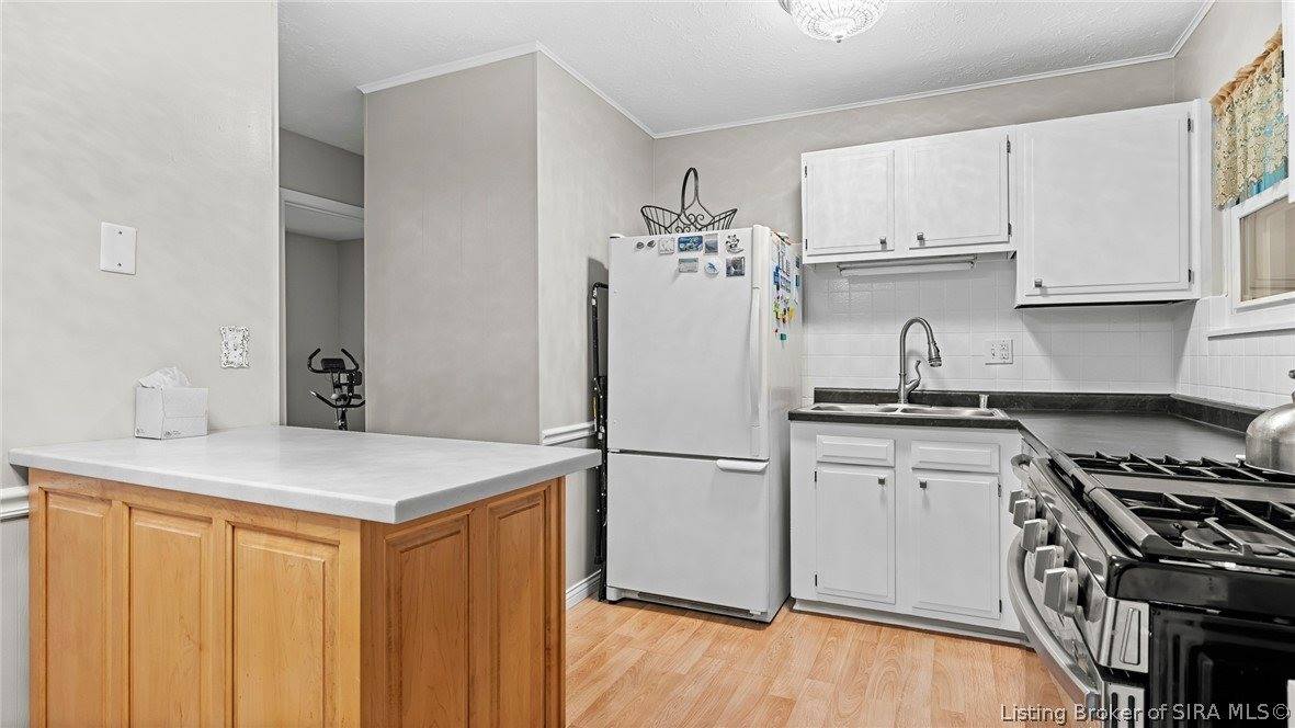 902 Washington Way, Jeffersonville, IN 47130