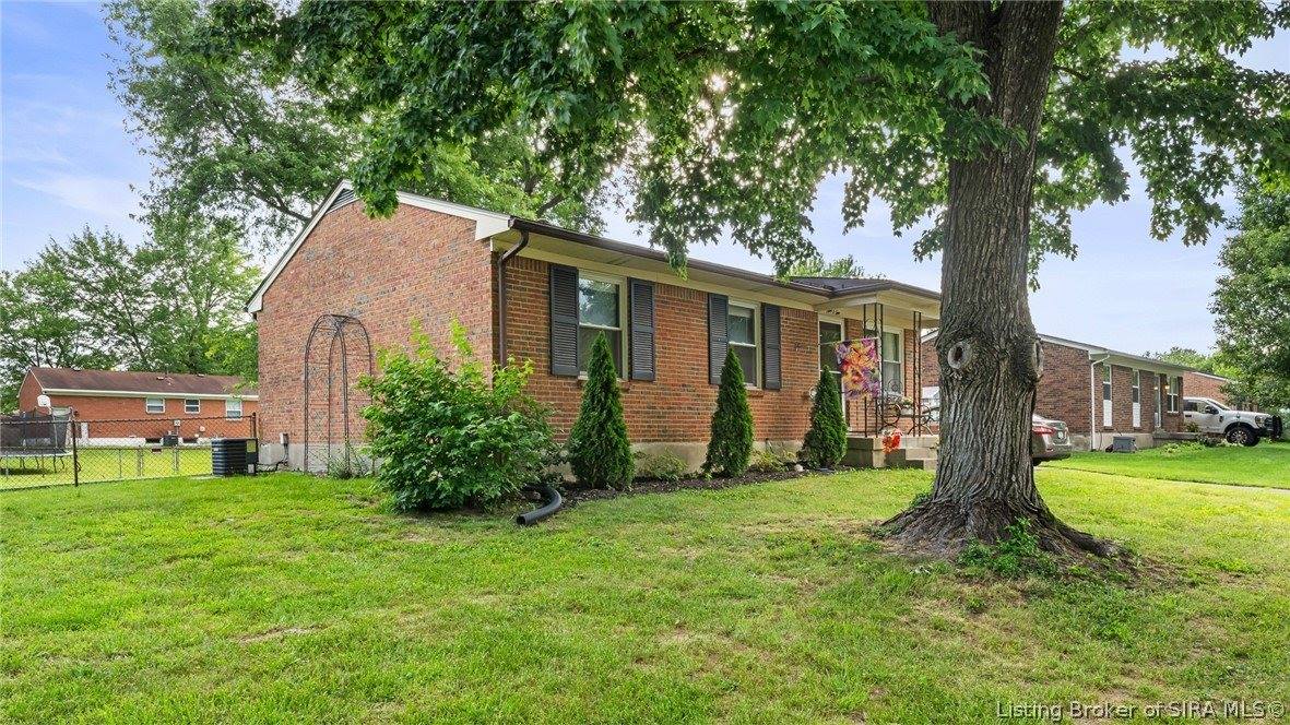 902 Washington Way, Jeffersonville, IN 47130