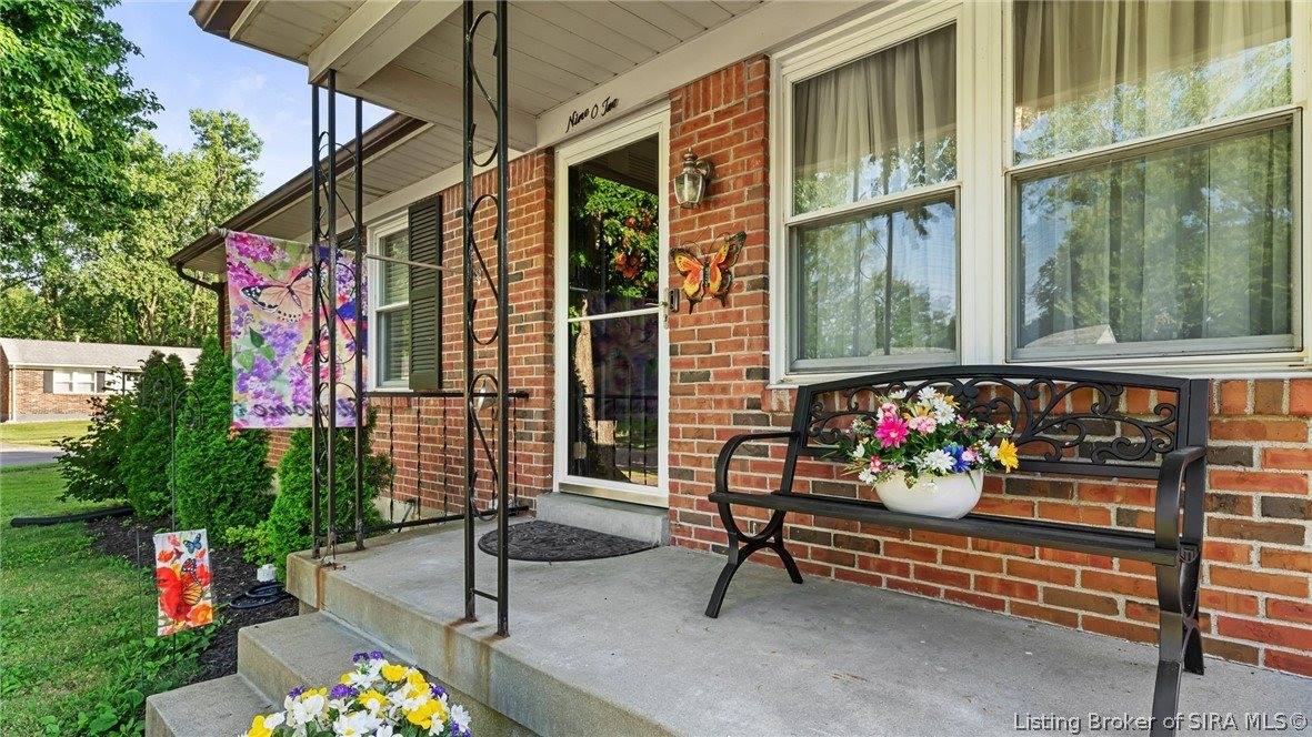 902 Washington Way, Jeffersonville, IN 47130