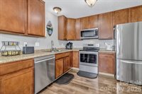 43 Pelzer Street, Asheville, NC 28804