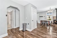 43 Pelzer Street, Asheville, NC 28804