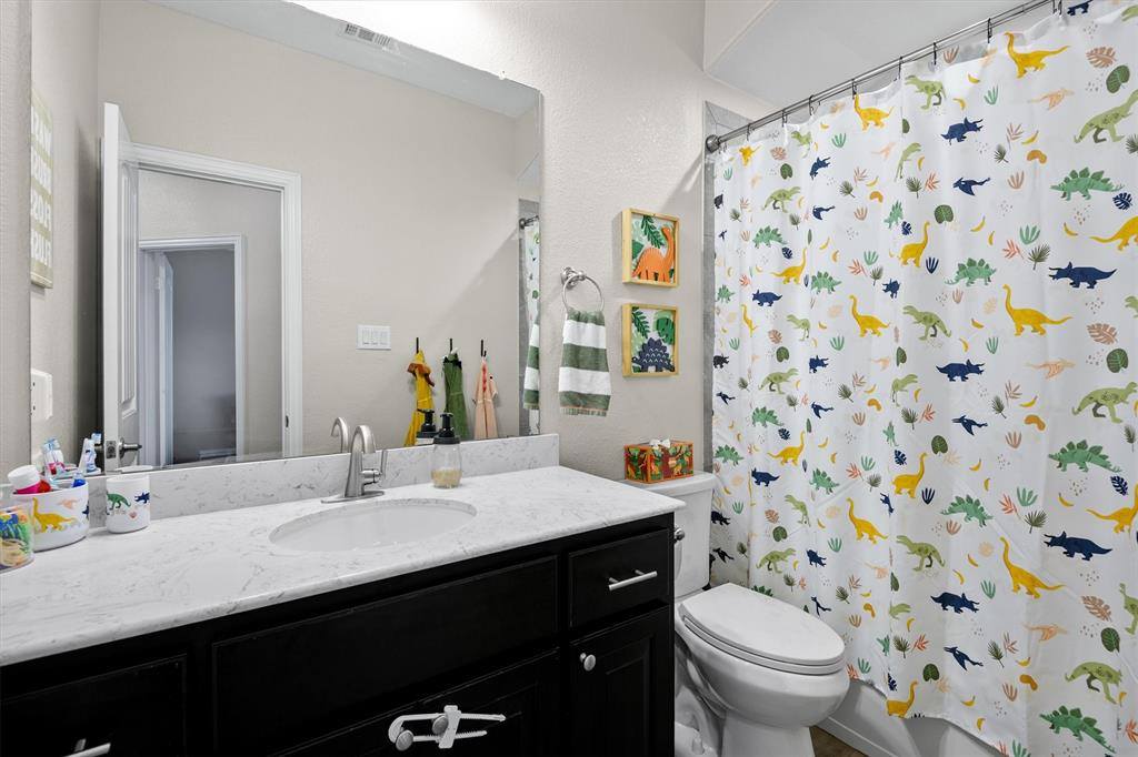 518 Dover Drive, Midlothian, TX 76065