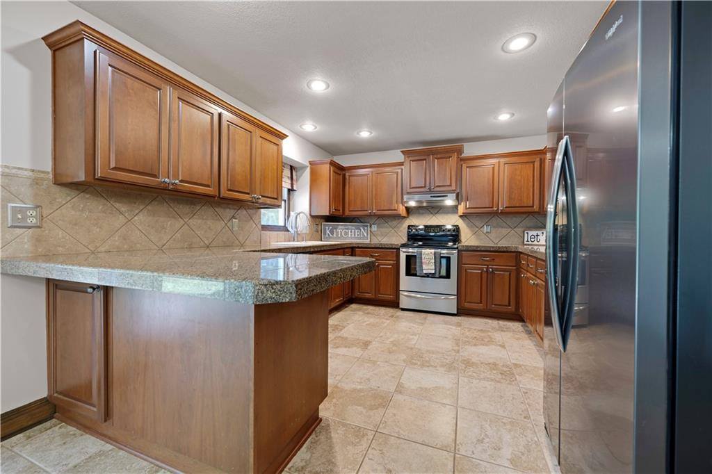 17713 157th Terrace, Basehor, KS 66012
