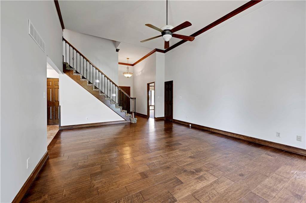 17713 157th Terrace, Basehor, KS 66012