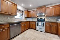 17713 157th Terrace, Basehor, KS 66012