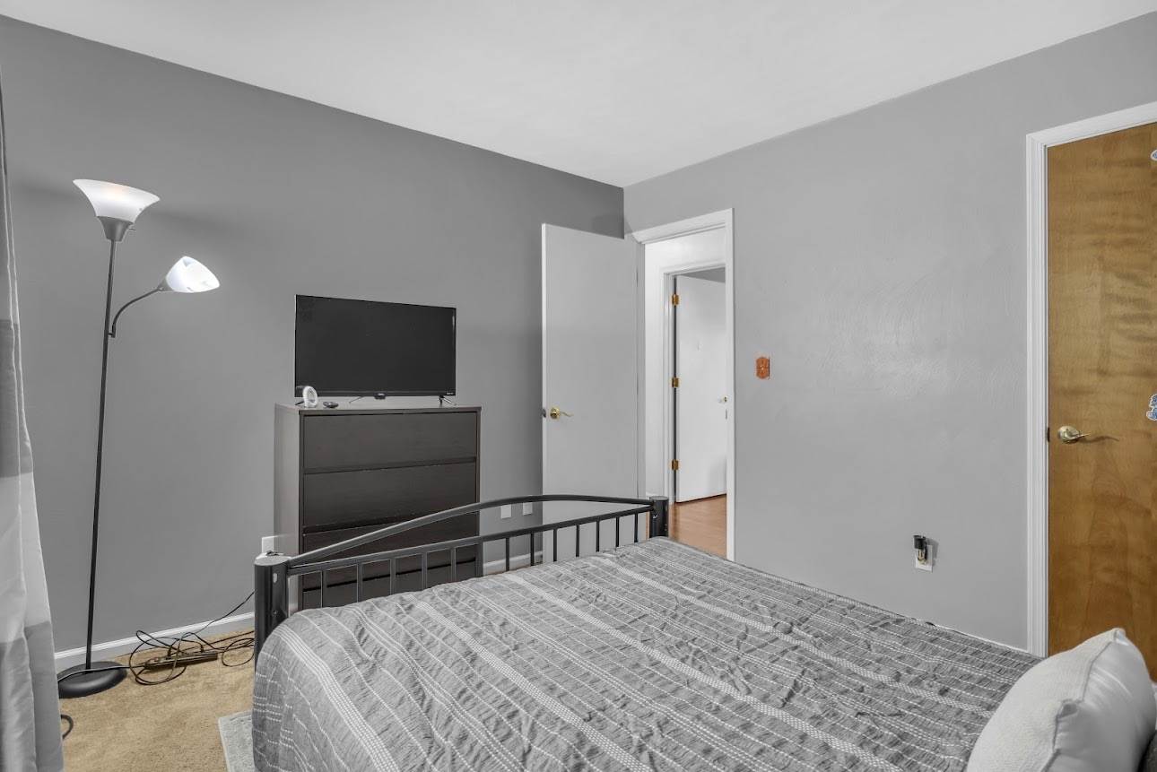 408 Knells Ridge Drive, Chesapeake, VA 23320
