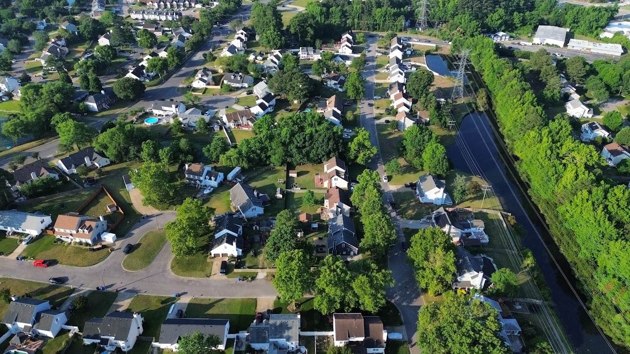 408 Knells Ridge Drive, Chesapeake, VA 23320